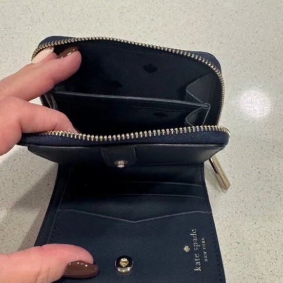 Kate Spade Dancing Cherrie Small Zip Around Bifold Wallet like new no tags - Picture 3 of 3